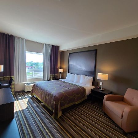 Super 8 By Wyndham Thompson Hotel Ngoại thất bức ảnh